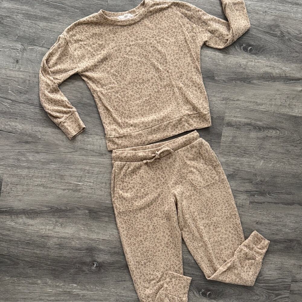 Pink Republic Beige / Brown Fleece Animal Print Sweatsuit Size Medium 10/12